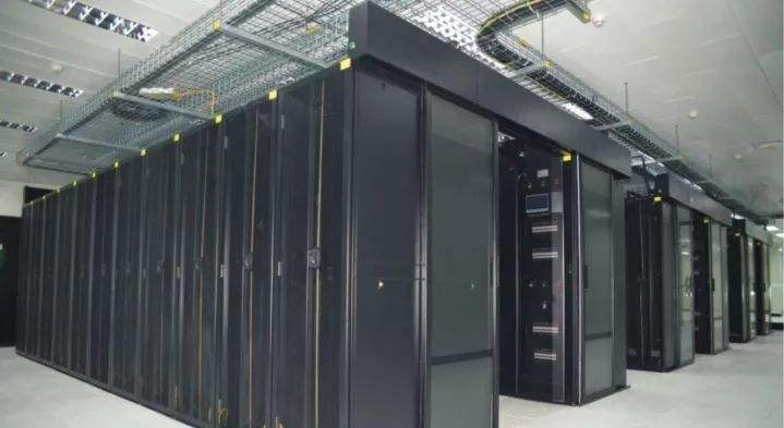 熱烈慶祝精致森藍機柜簽定哈爾濱中國聯(lián)通項目82臺