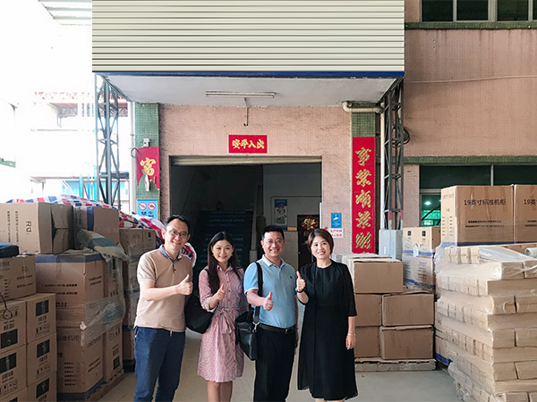 精致公司共生顧問參觀工廠