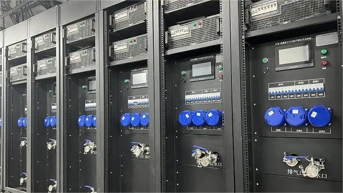 弱電行業(yè)新晉的熱門機柜單品，帶你認識一下液冷機柜吧