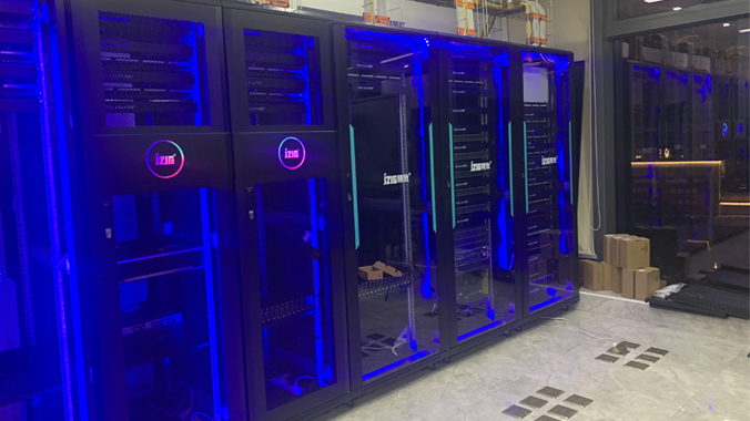 如何選購適合的服務(wù)器機(jī)柜