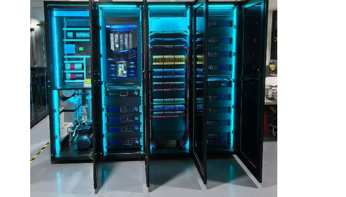 數(shù)據(jù)中心網(wǎng)絡(luò)機(jī)柜怎么選？20年廠家揭秘3大關(guān)鍵指標(biāo)！